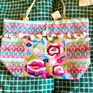 STYLINE NWT GORGEOUS COLORFUL TOTE BEACH BAG